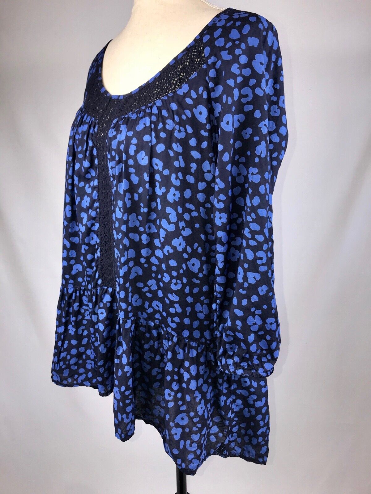 Anthropologie HD IN PARIS "Ressica" Blue Black Floral Lace Hi Lo Tunic Top S