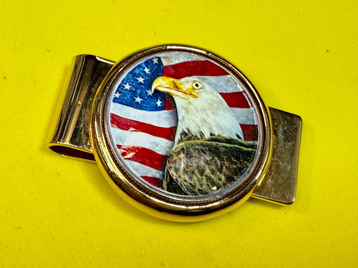 United States American Flag Patriotic Bald Eagle Gold Tone Vintage Money Clip