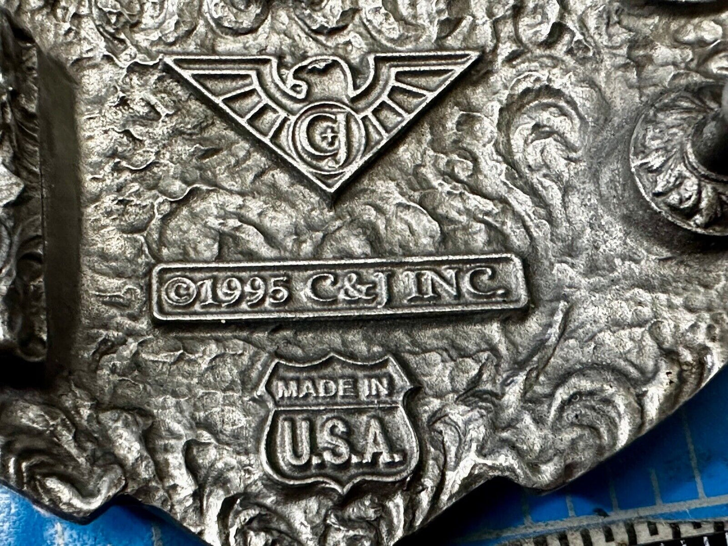 Tripple 3 Hearts. Western Three Heart shaped Vtg. 1995 cutout Belt Buckle by C&J