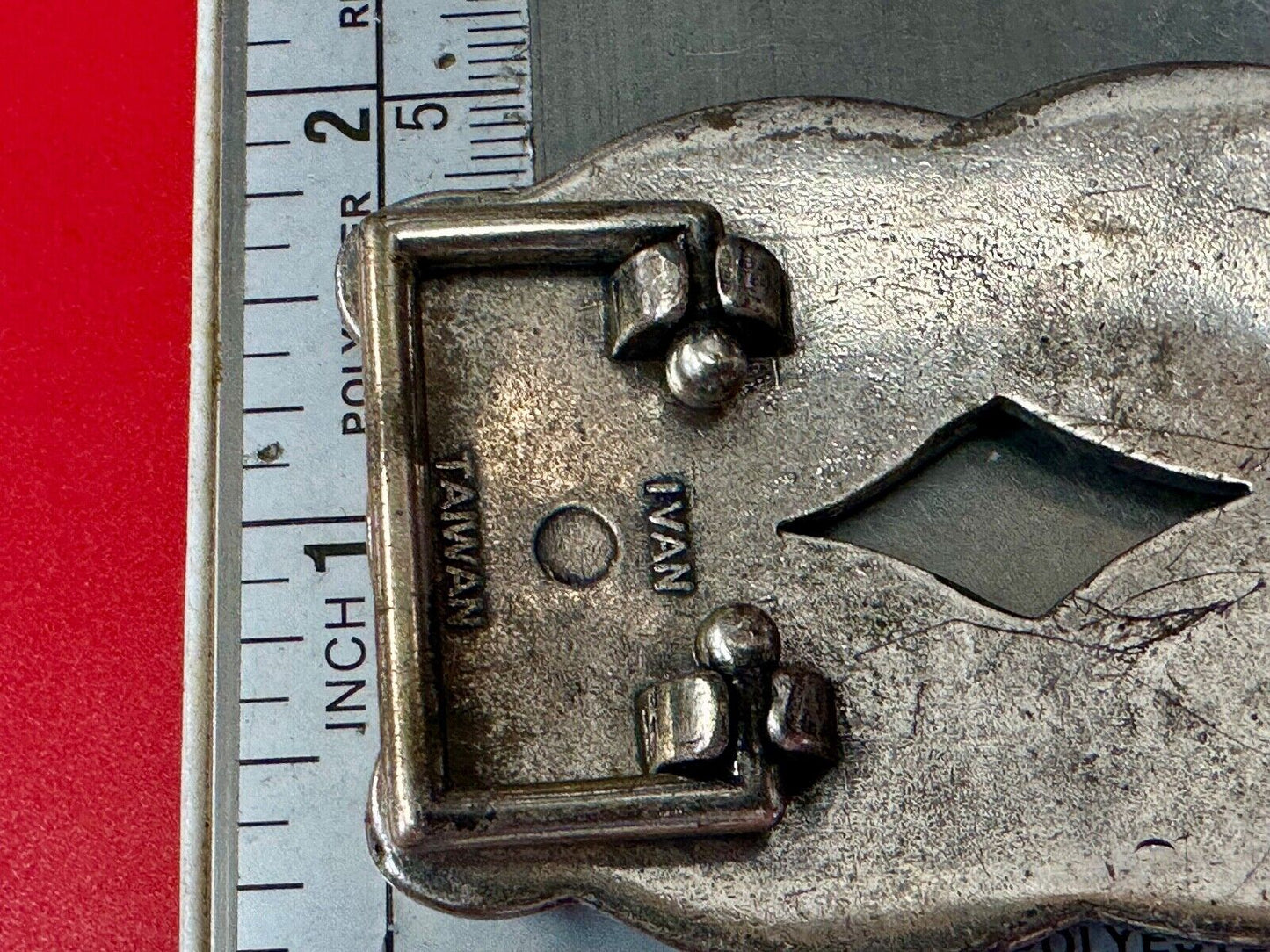 Vintage knot pattern see through silver tone belt buckle