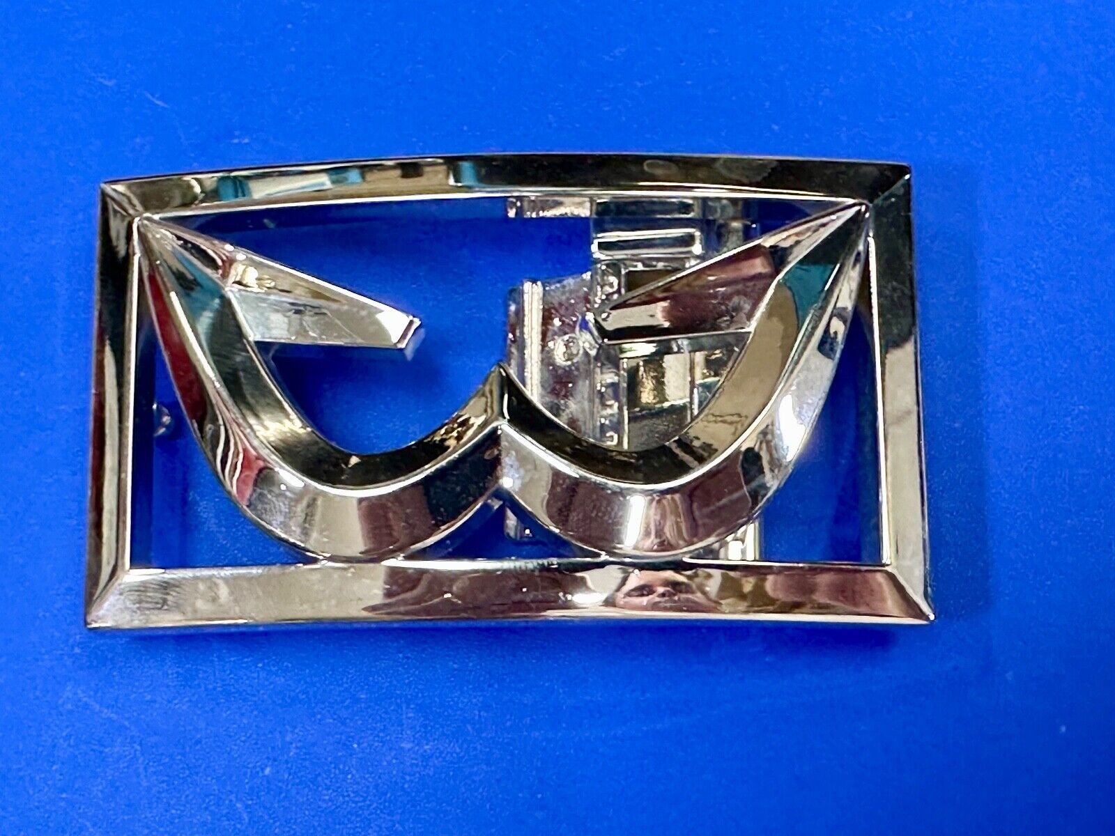 unique see through dual hook pattern silver color reflective belt buckle