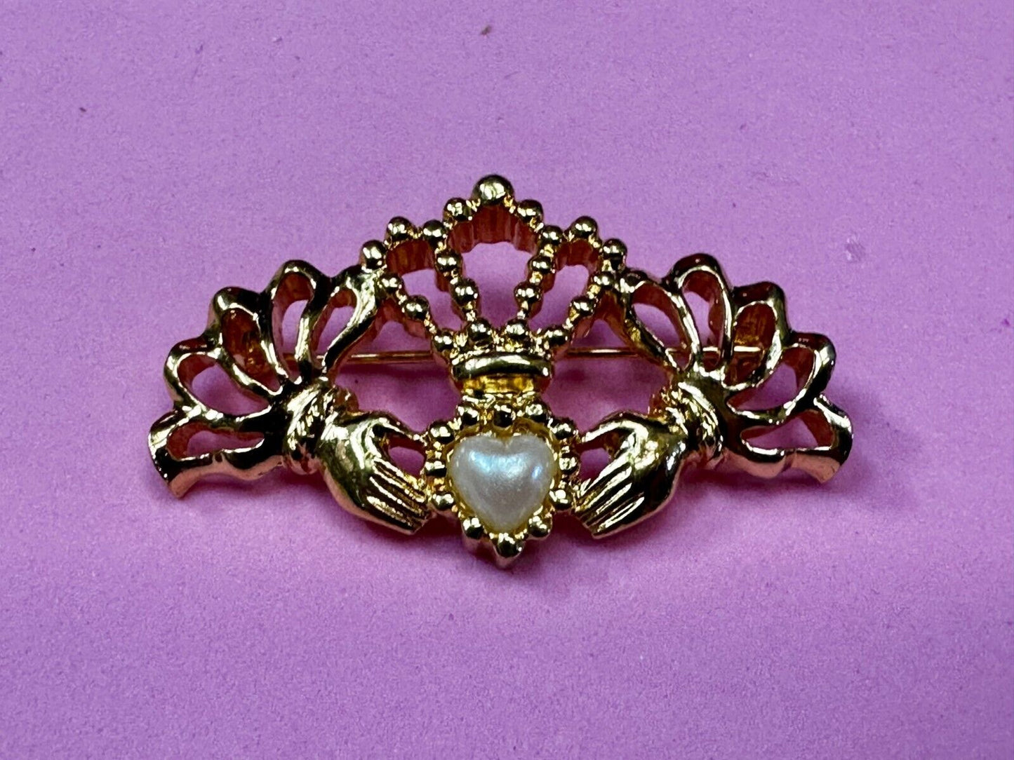Vintage Avon Gold Tone Claddagh Faux Pearl Heart Hands Crown Pin Brooch