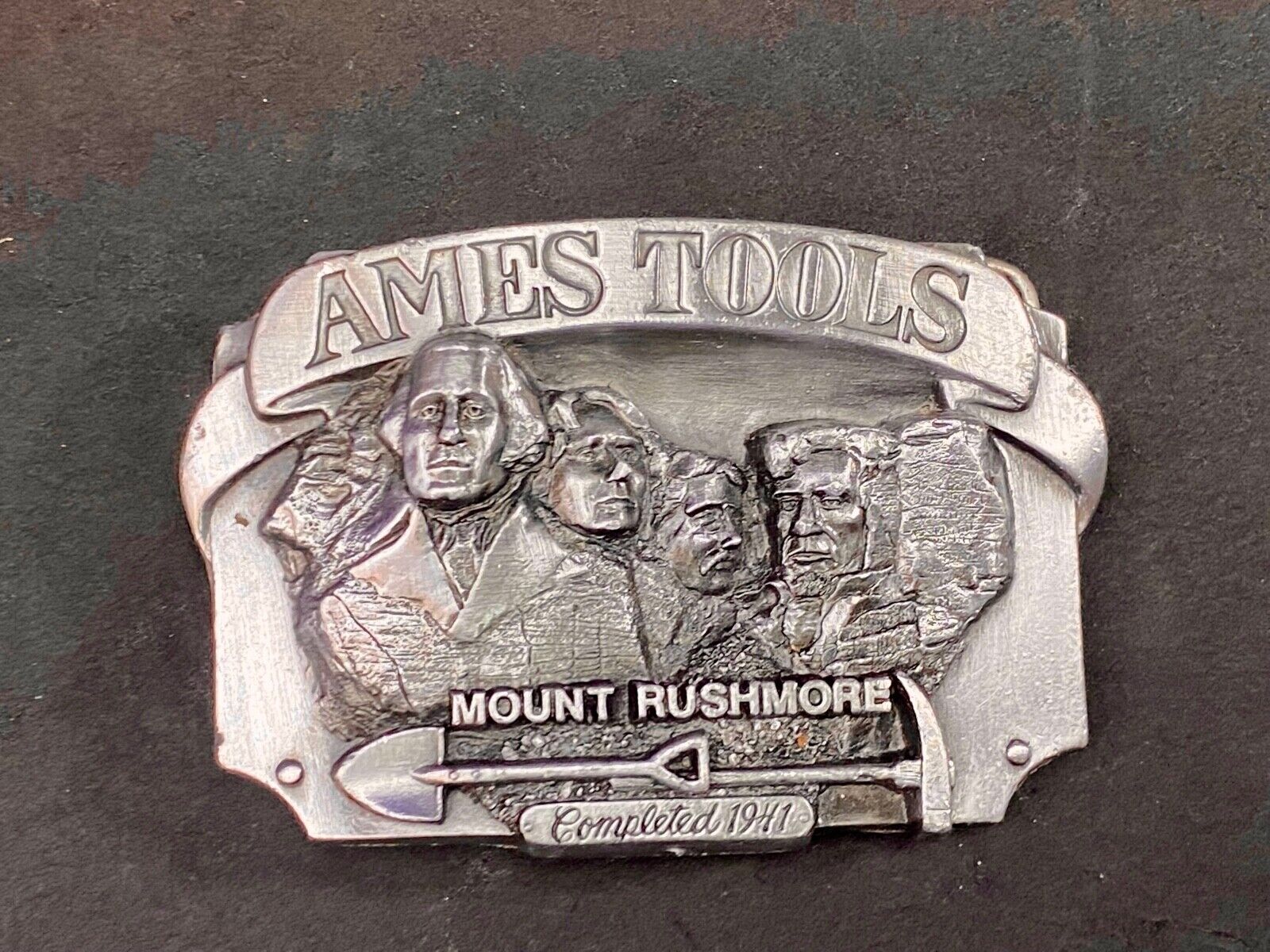 Ames Tools - Mount Rushmore Commemorative Pewter Belt Buckle By Siskiyou,