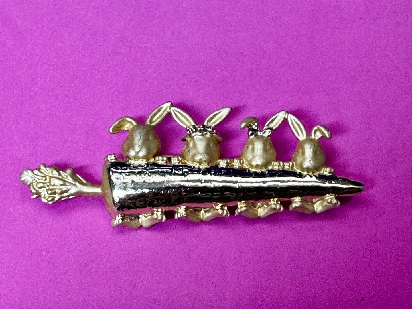 Adorable Bunny Rabbit Family Eating Carrot Gold Tone Pin Brooch Signed by AJC