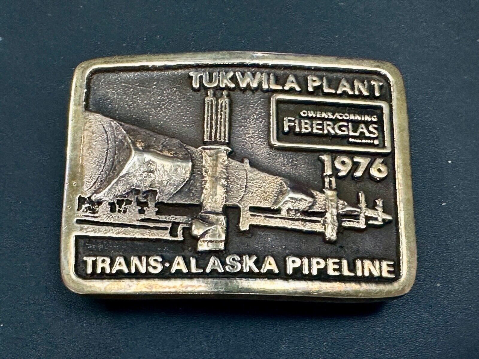 Trans Alaska Oil Pipeline Tukwila Plant Owens Corning Fiberglass belt buckle