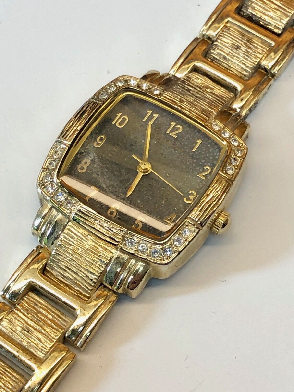 ALLUDE vintage gold tone ladies watch - fresh battery, working well 