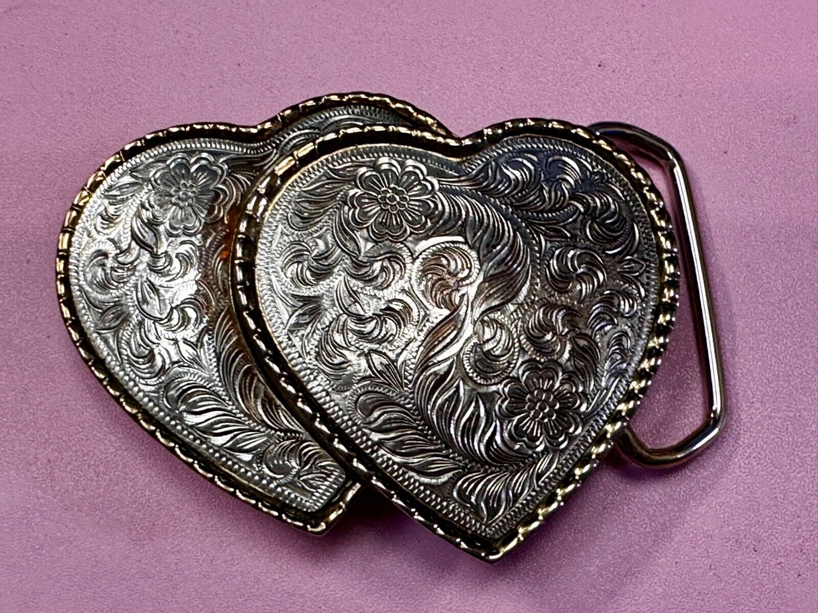 Twin Dual Hearts Flower Swirl Floral Theme Etched Western Belt Buckle W USA
