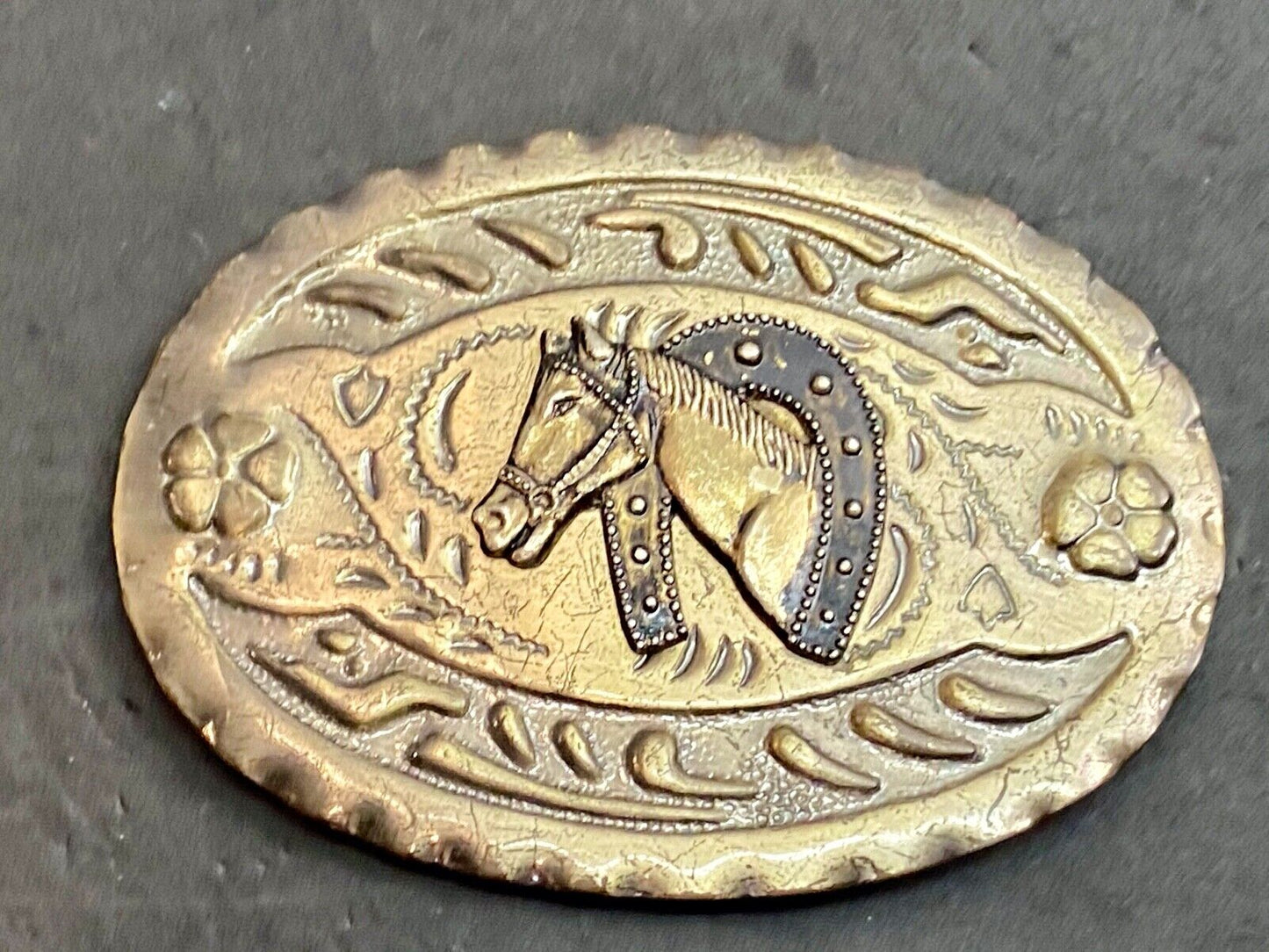 Vintage Horse Shoe WESTERN & COWBOY Mixed Metal BELT BUCKLE - claw accents 