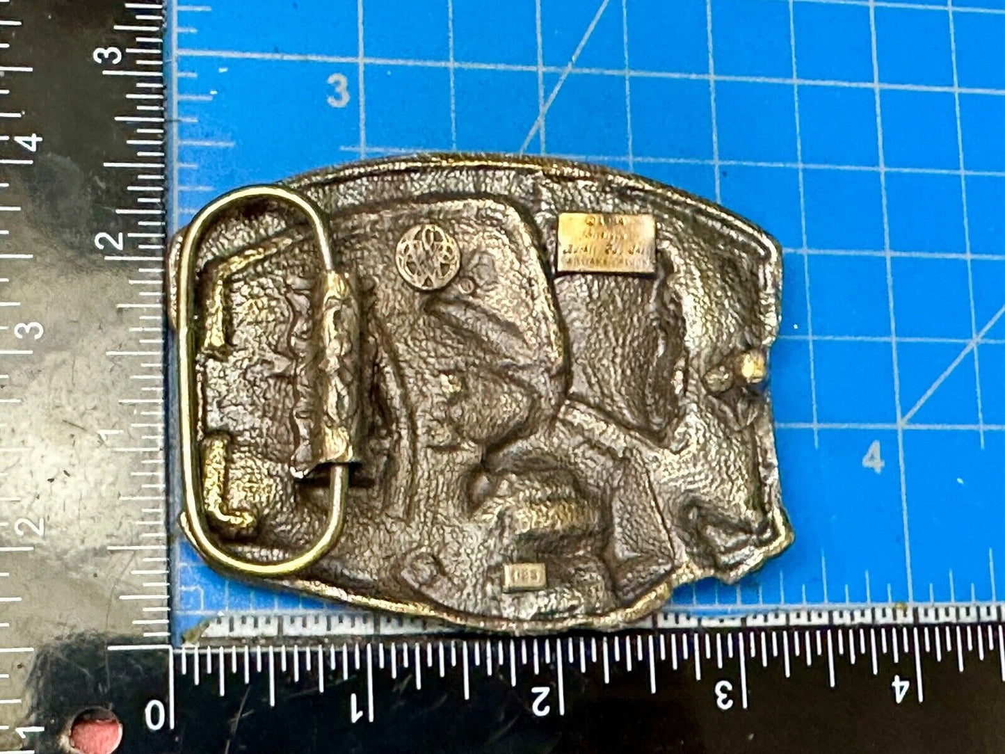 Alaska Gold Rush Mining Panning gold tone Vintage 1984 Siskiyou Belt Buckle