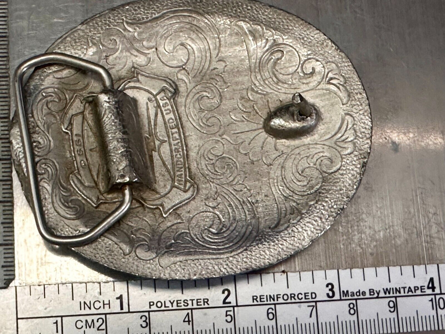 Alaska Wolf Howling at the Moon Vintage SSI Diamond Cut Belt Buckle Handmade USA