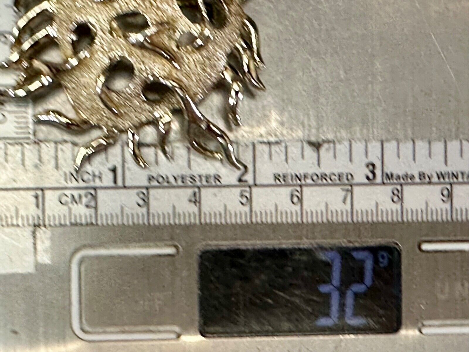 Unique Dimensional Sarah Coventry signed gold tone brooch pin