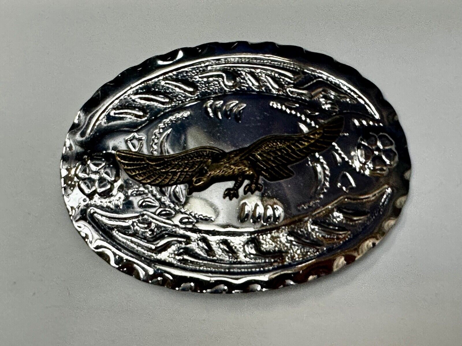 American Bald Eagle Flying High Silver Tone Patriotic Oval Cowboy Belt Buckle