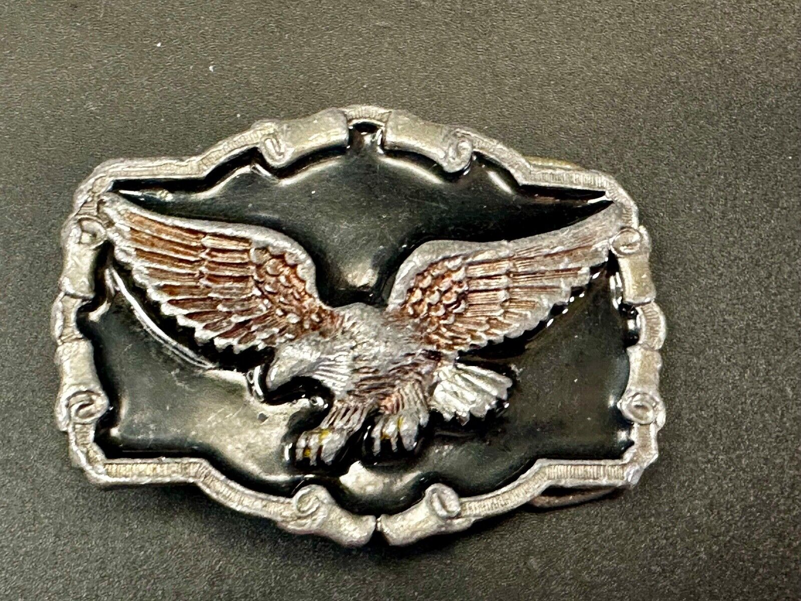 Vintage 1983 Patriotic Flying EAGLE western framed Great American Belt Buckle