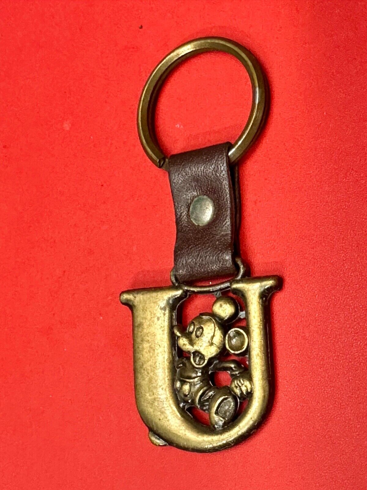 VINTAGE LETTER INITIAL U MICKEY MOUSE DISNEY KEYCHAIN BRASS and LEATHER FOB