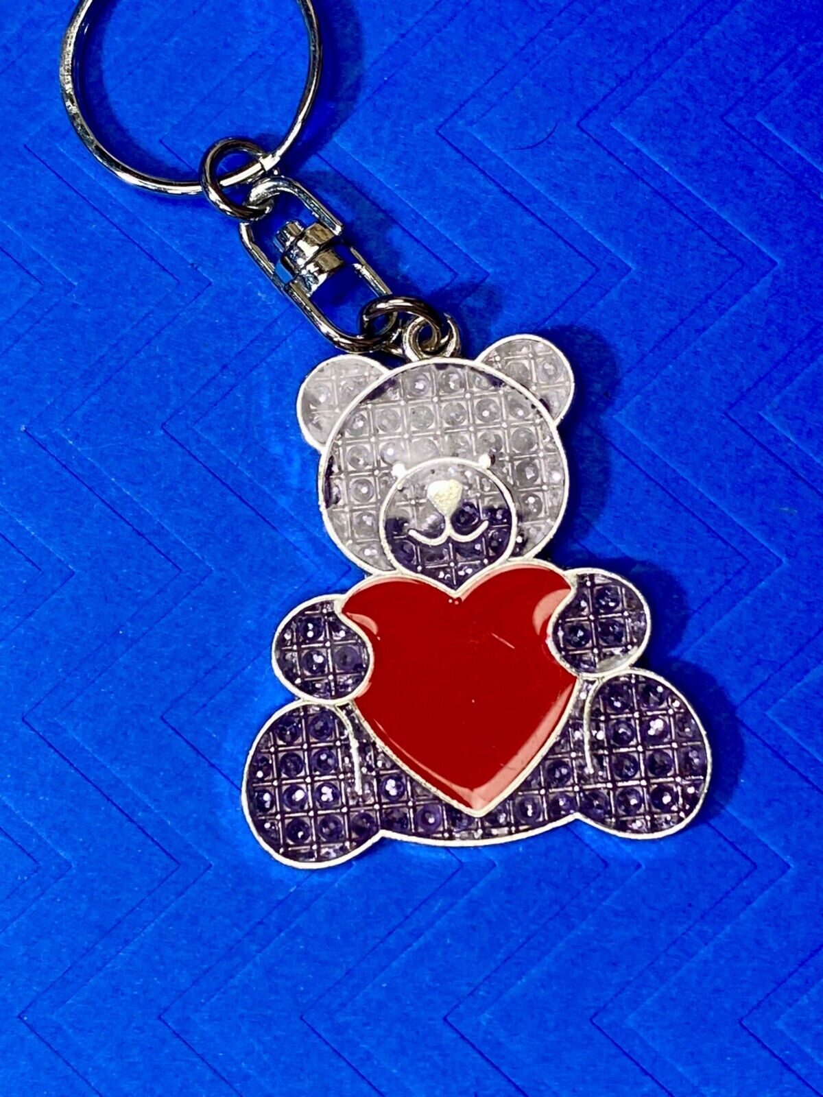 Adorable Teddy Bear with Heart Keychain - Key Ring Chain