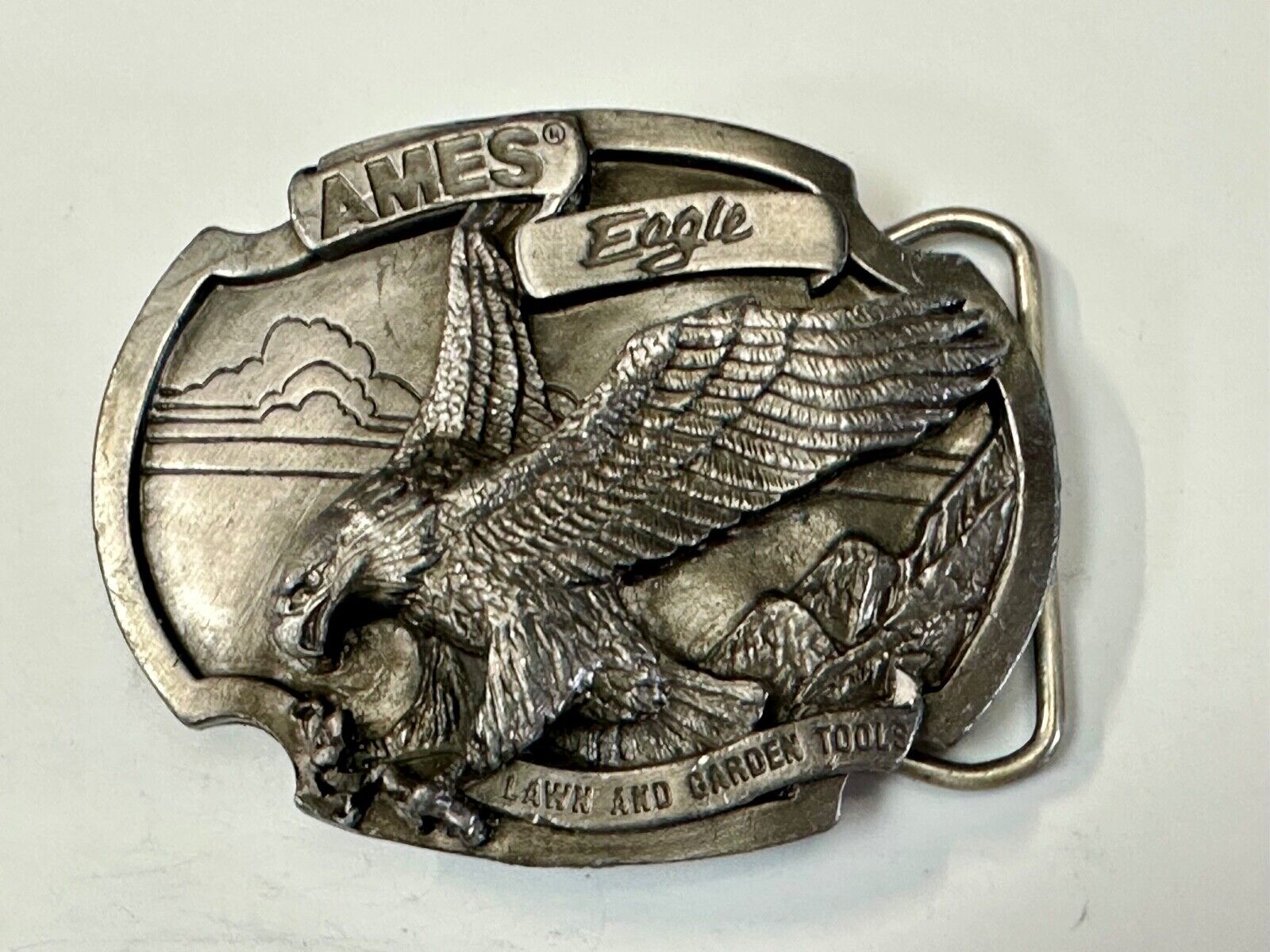 Ames Eagle Lawn and Garden Tools vintage 1987 Siskiyou belt buckle
