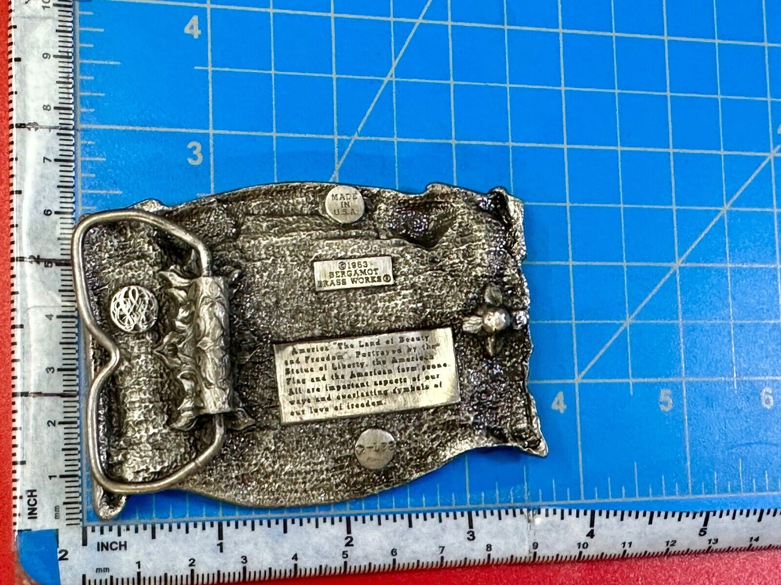 America the beautiful Patriotic United States Vintage 1983 Bergamot belt buckle
