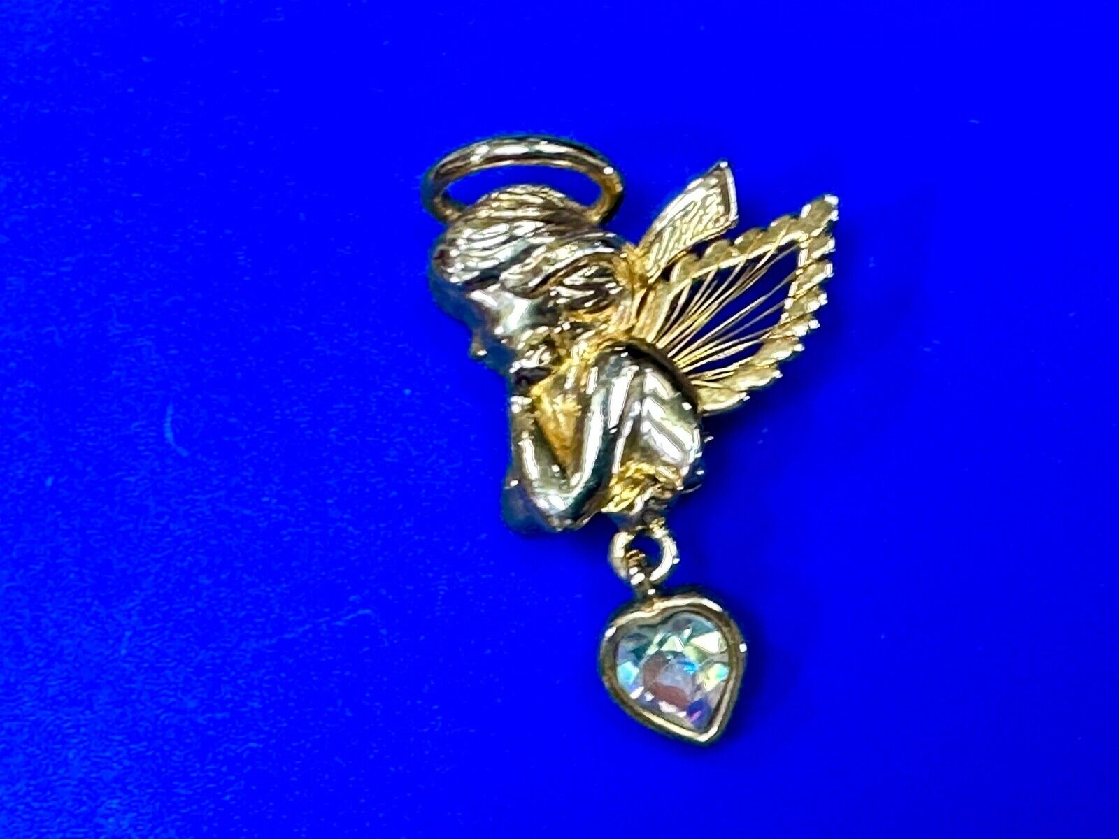 Angle with wings and Heart dangle beautiful AAI vintage brooch pin