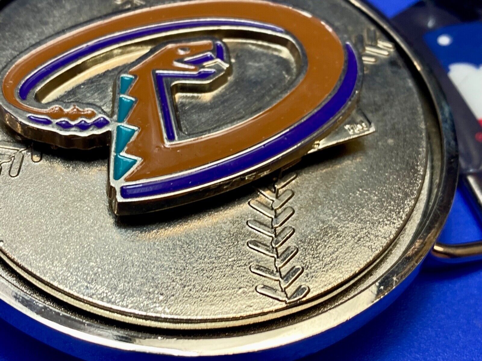 Arizona Diamondbacks MLB Baseball Team SPINNER Moving Belt Buckle - ultimate fan