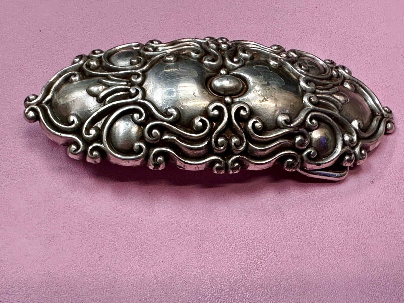 Victorian Art Style Floral Theme Vintage 1997 Silver Tone Belt Buckle