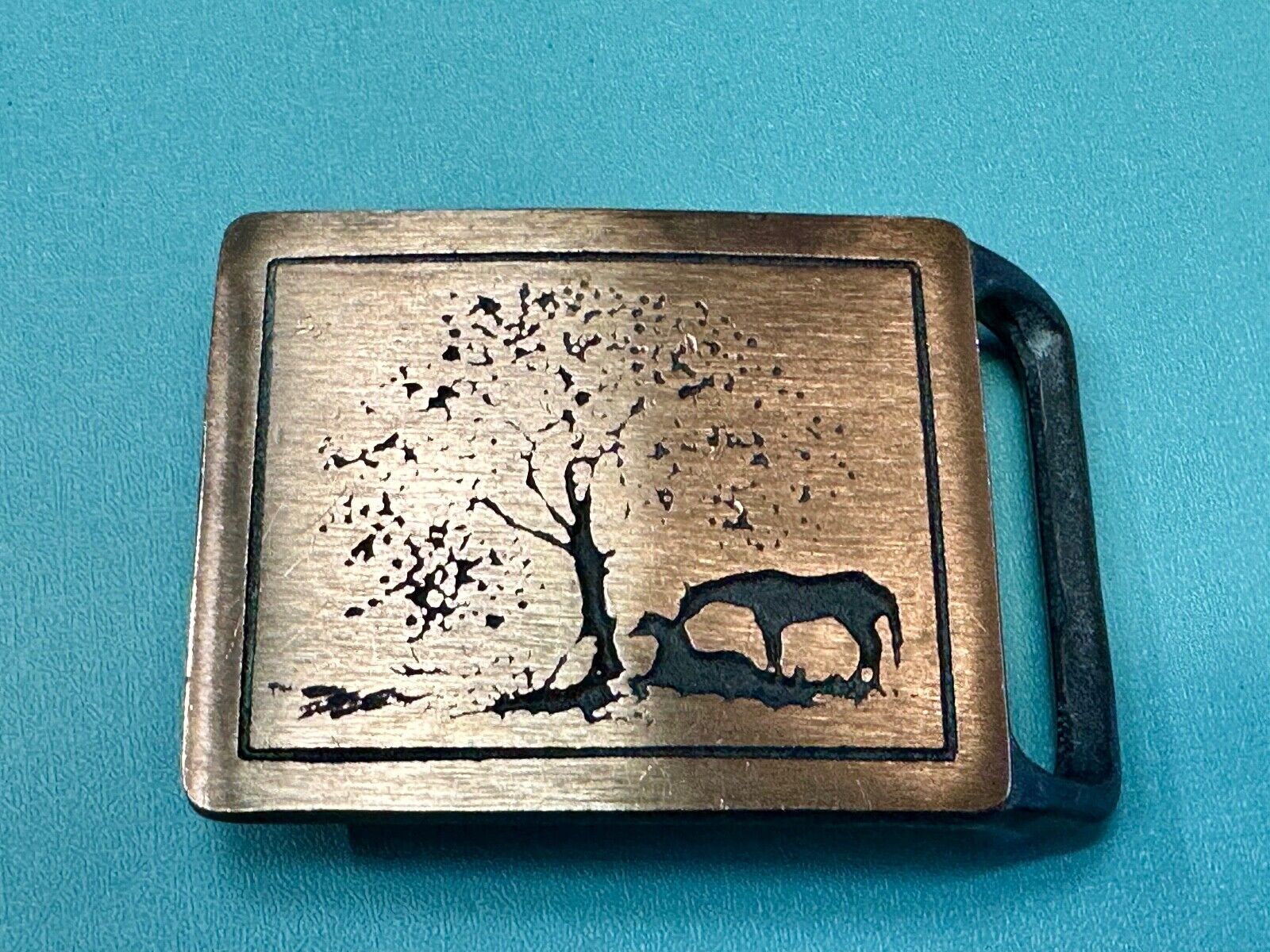 TWO HORSES TECH-ETHER GUILD Vintage art Horse lovers belt buckle