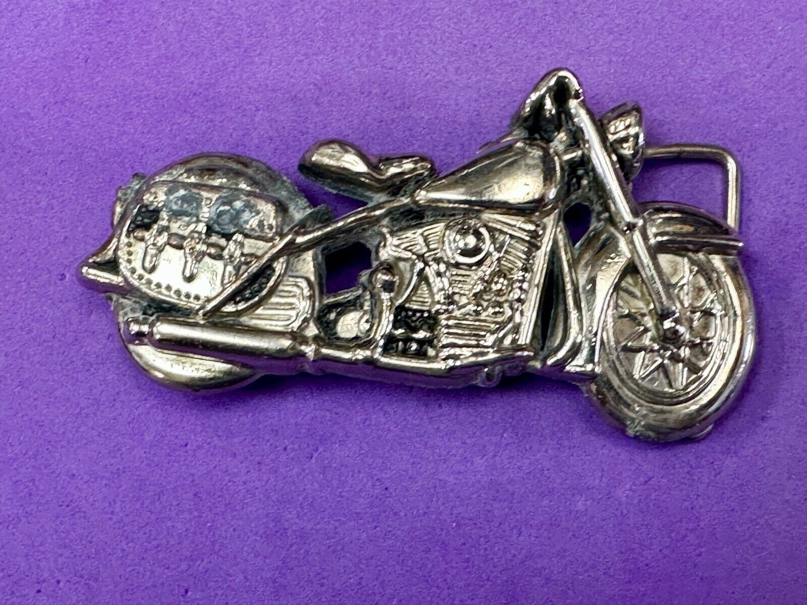 4" wide Figural Motorcycle W/ Saddle bag Silver color bikers belt buckle
