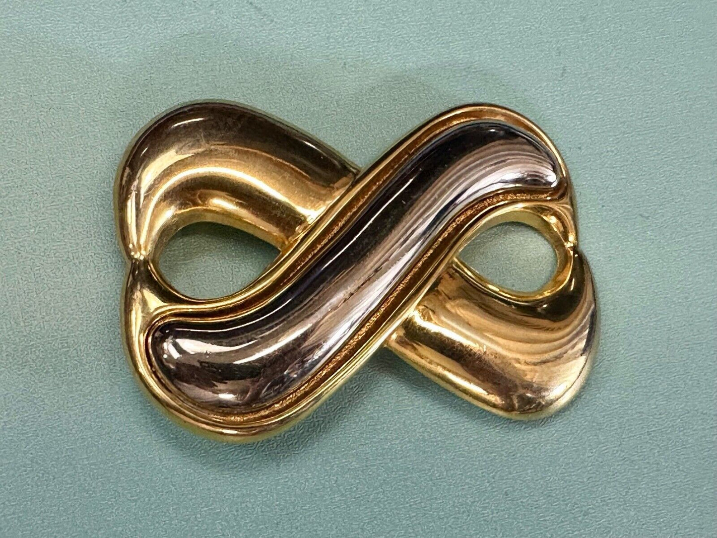 Vintage Day Lor signed gold & silver tone signed scarf shoe clip belt buckle