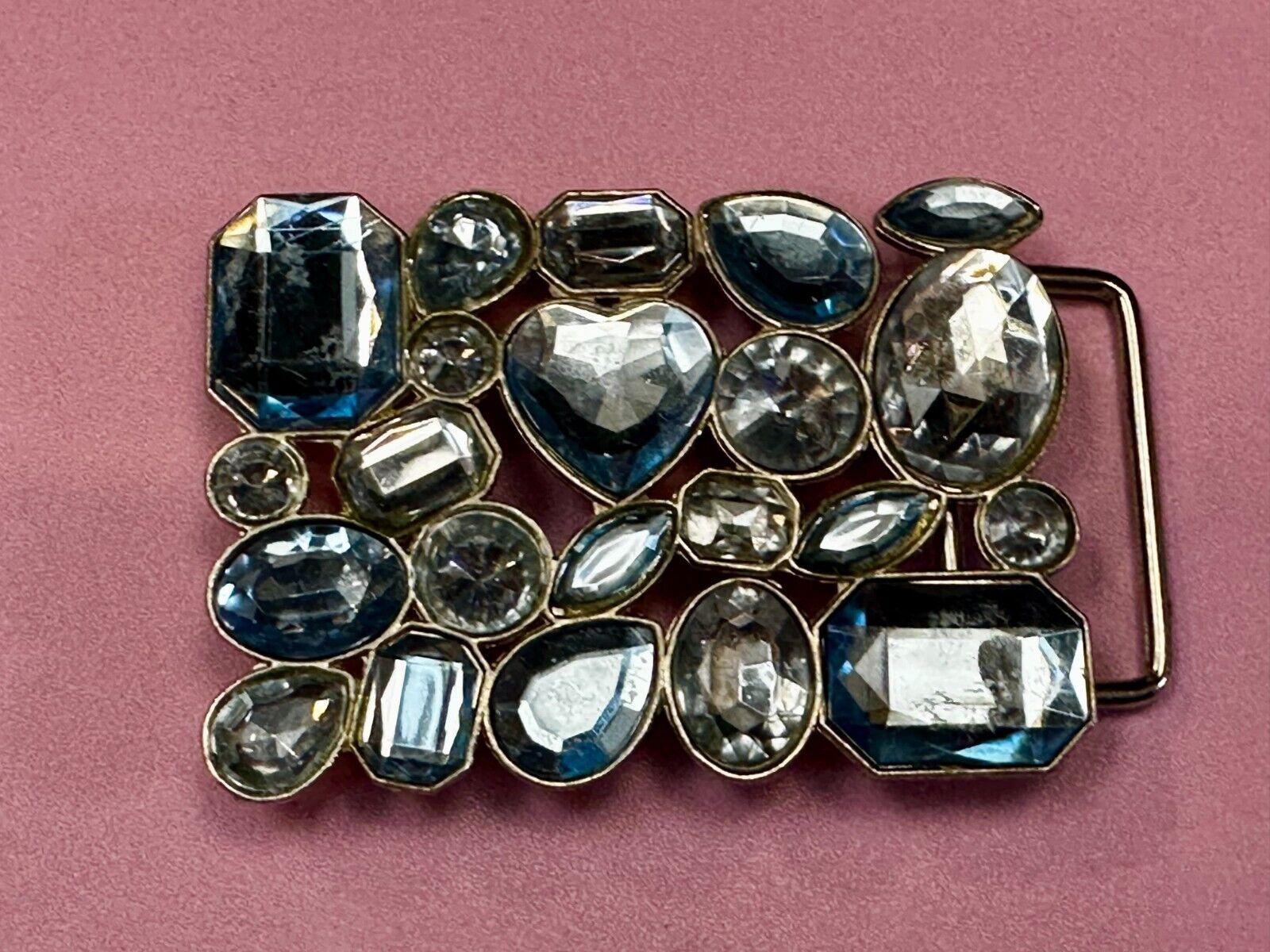 Unique Large Rhinestone's? Covering See Through Silver Tone Belt Buckle