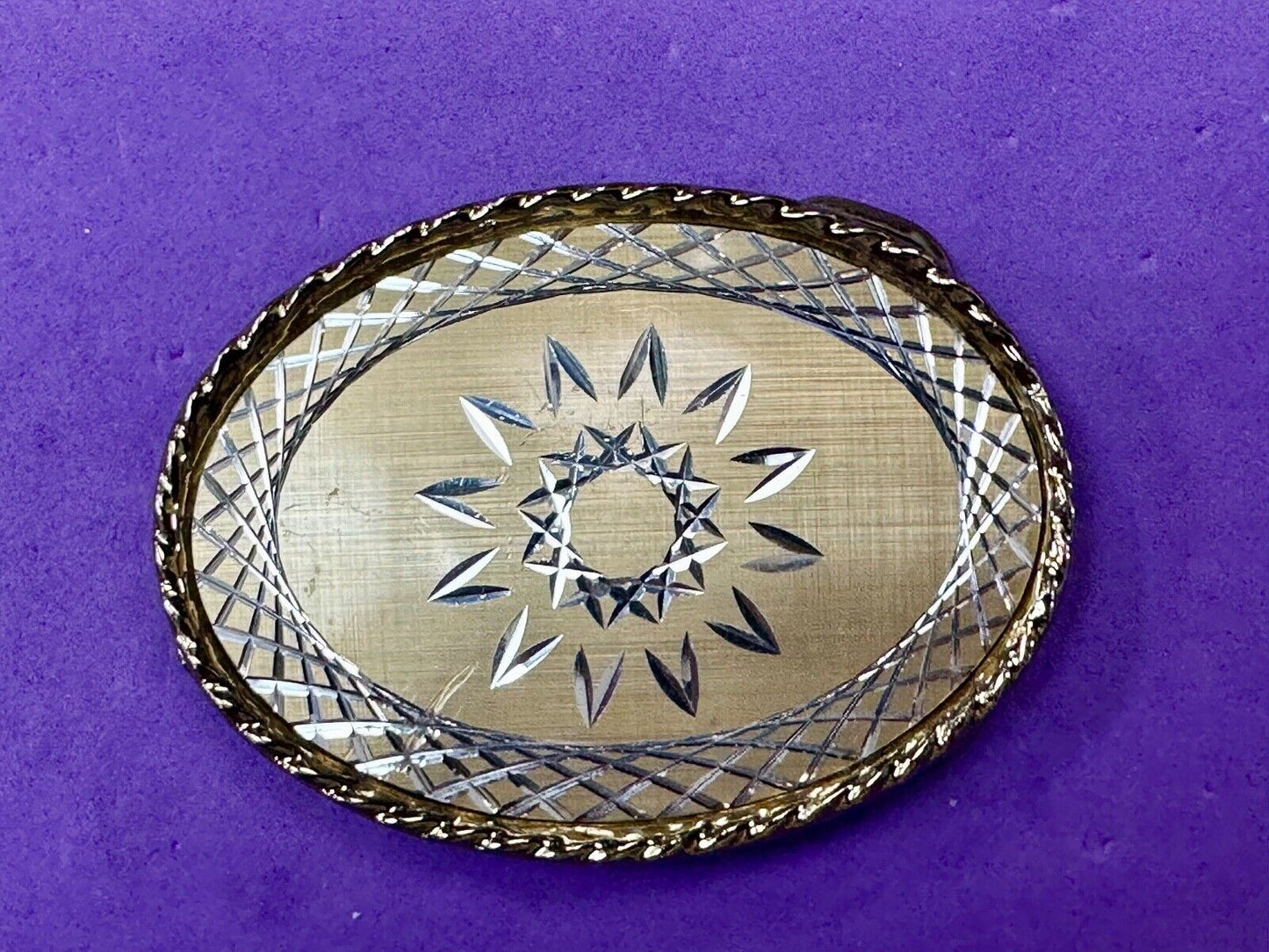 vintage gold tone starburst design oval belt buckle marked W
