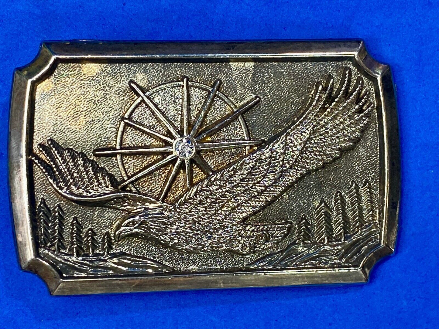 American Eagle Flying wings wide with star sun burst! Rectangular belt buckle 