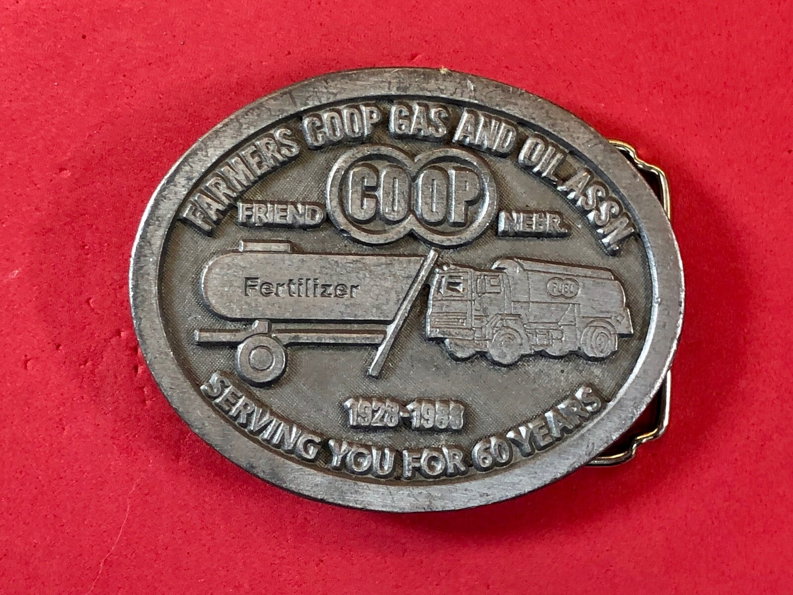  VINTAGE 1980's  **FARMERS COOP GAS & OIL ASSN. 60 YEARS** OILFIELD BUCKLE