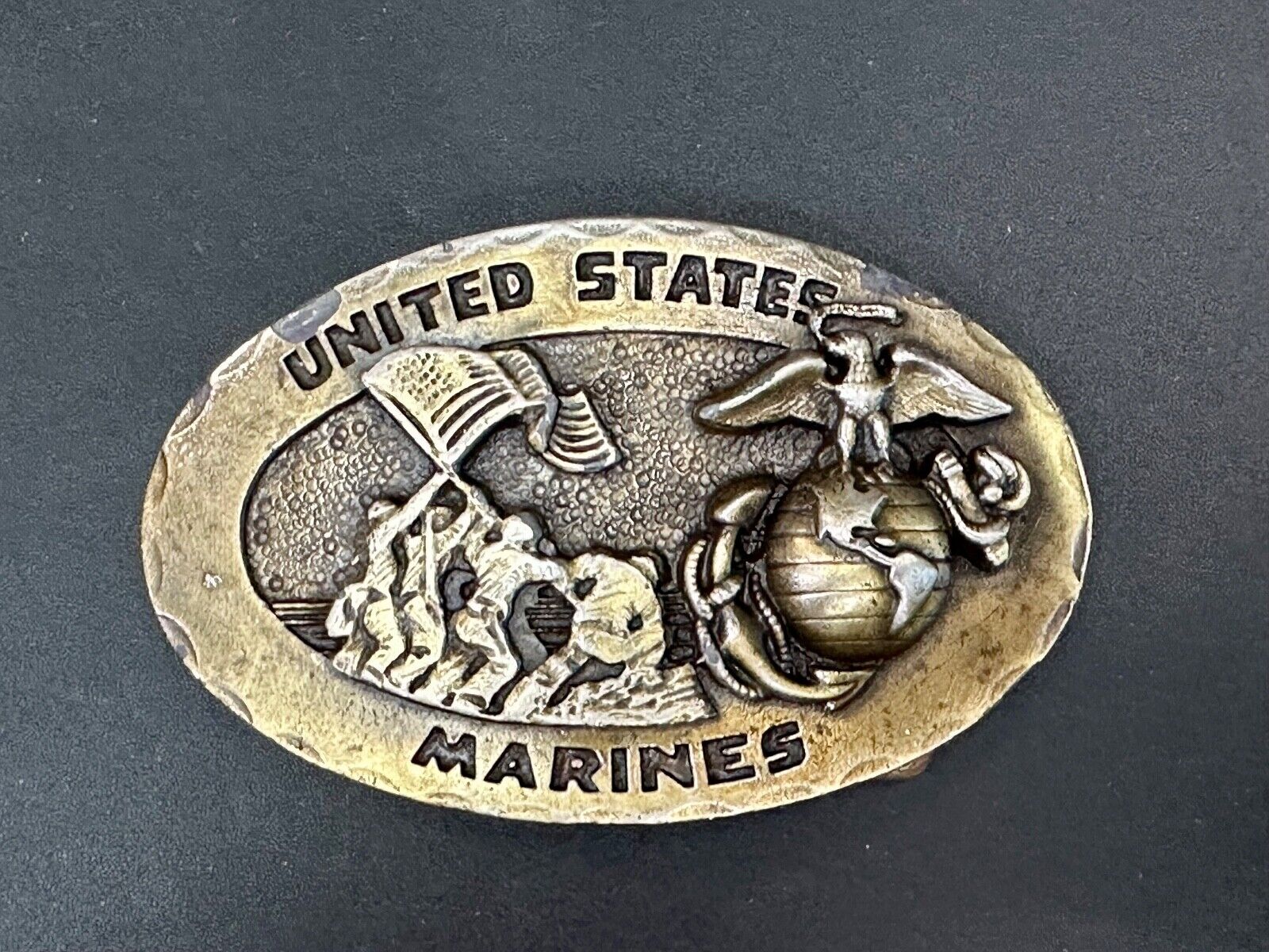 United Sates Marines Fallen Soldiers Monument  Flag 1975 Baldwin belt buckle
