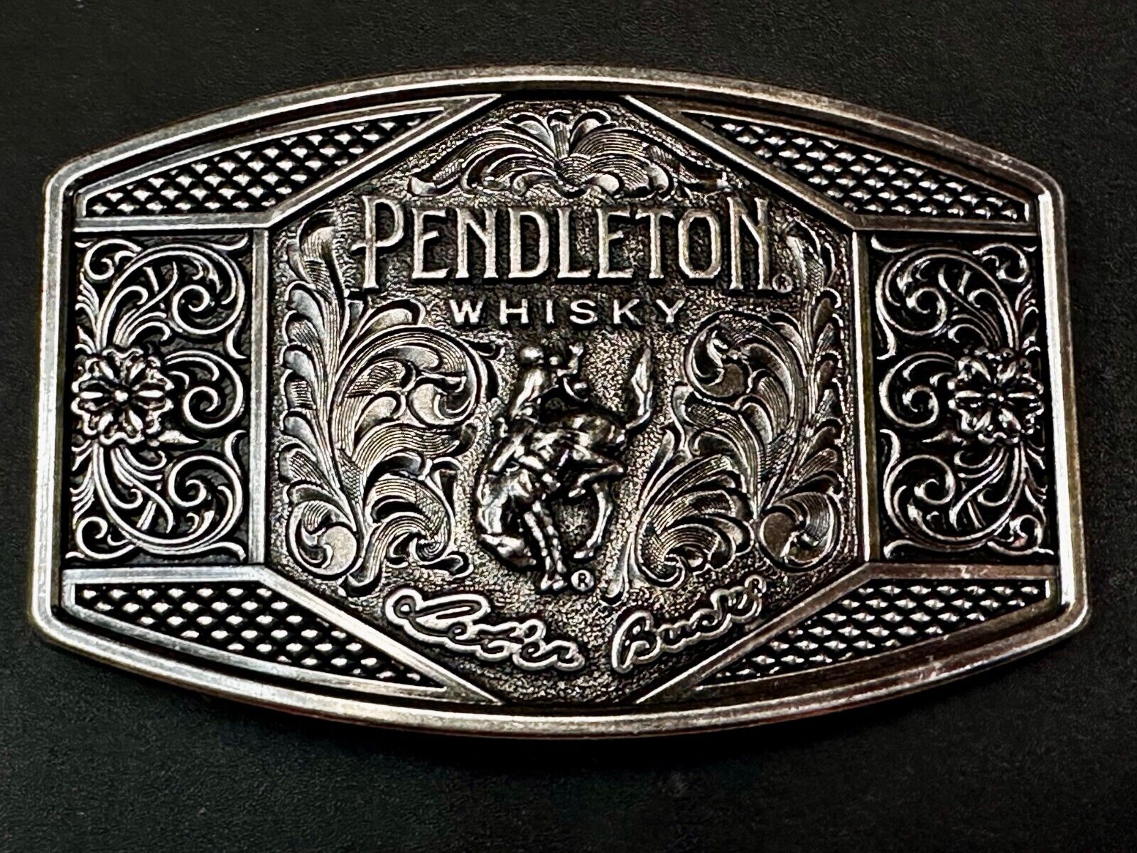 2022 Pendleton Whiskey Let'er Buck Rodeo Cowboy Montana Silversmiths Belt Buckle
