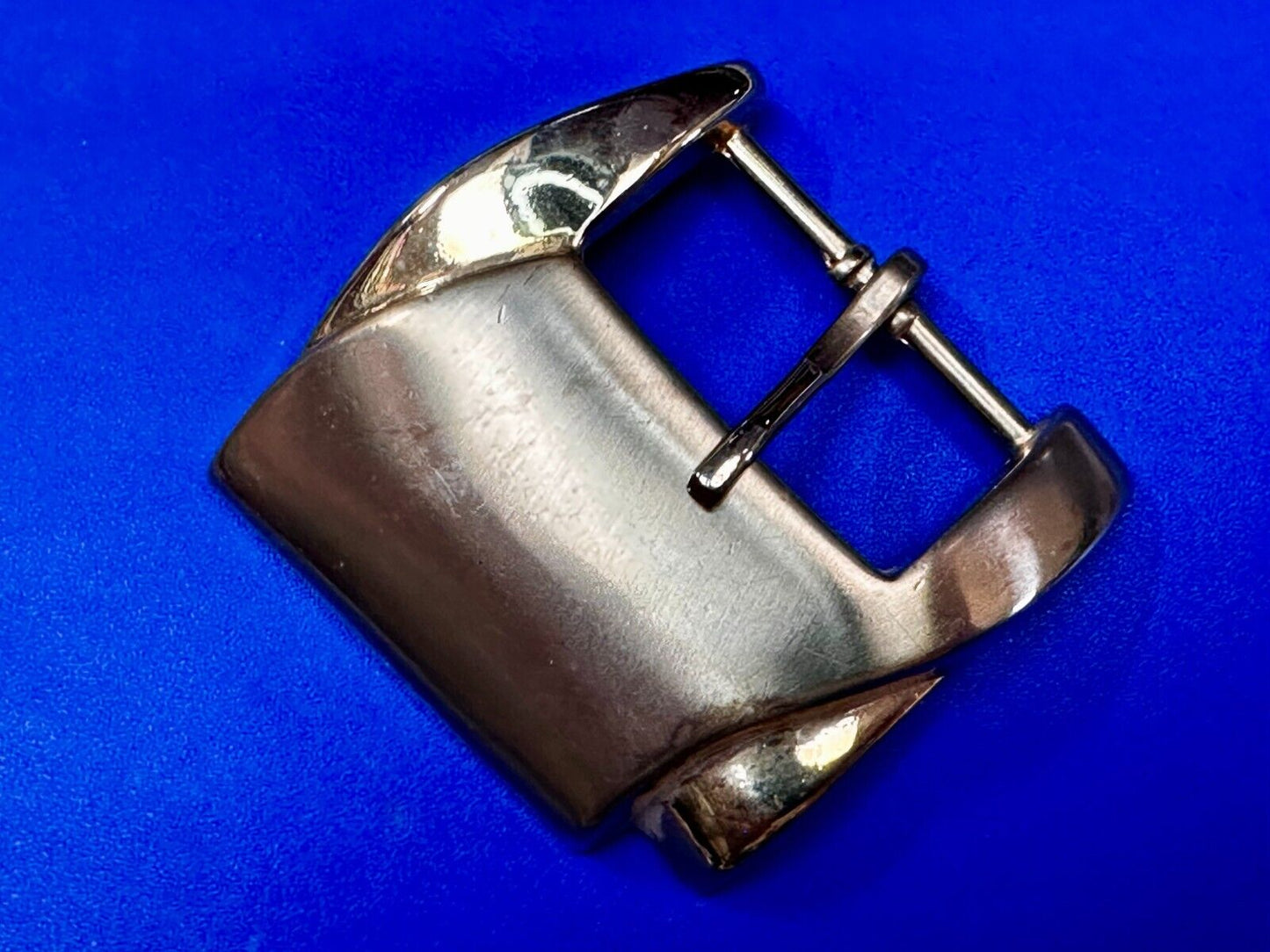 Unique Shaped Raised Gold Color Replacement Belt Buckle
