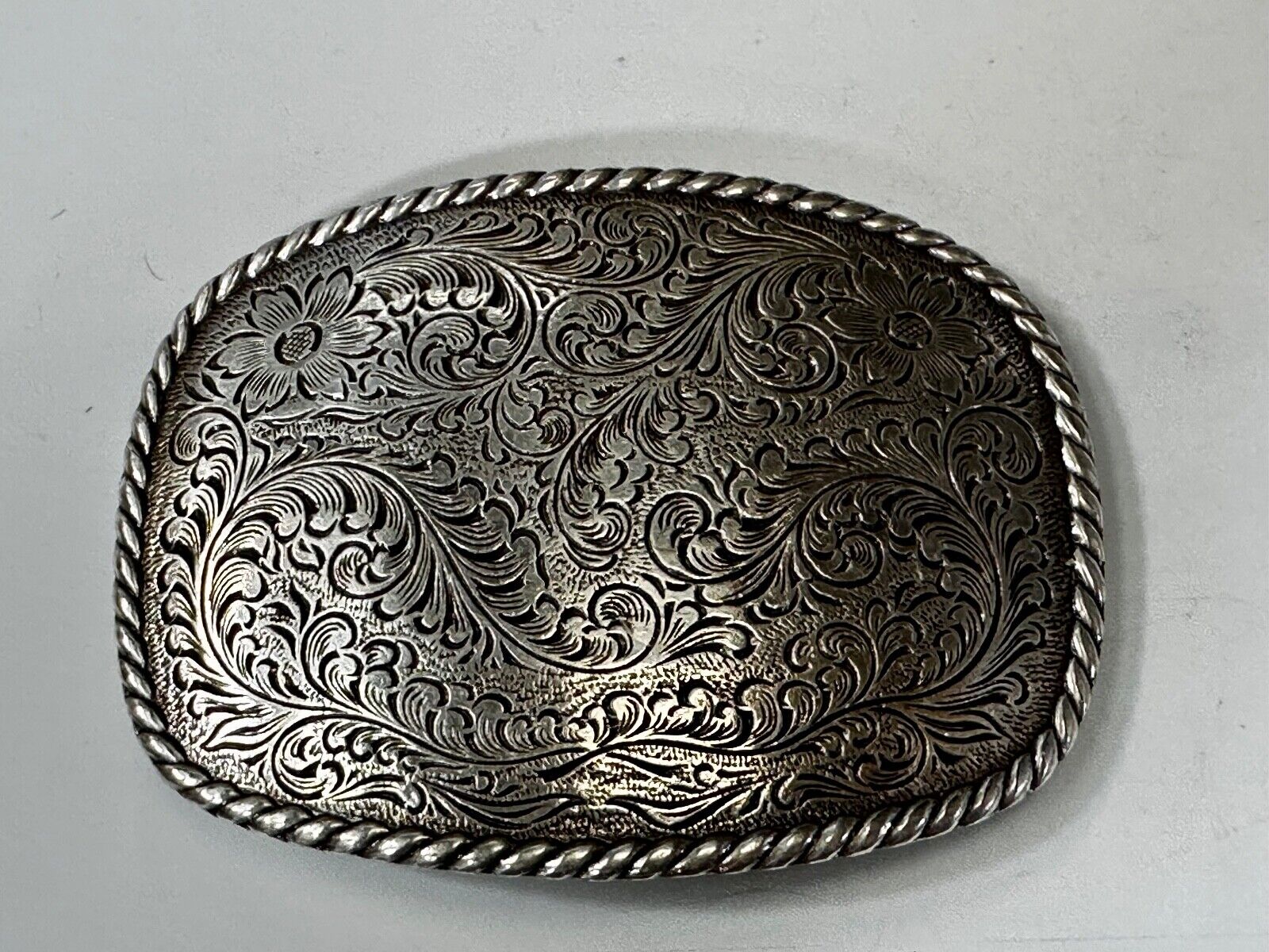 Beautiful Flower Leaf Swirl Floral Theme Silver Tone Belt Buckle -Nocona Buckles