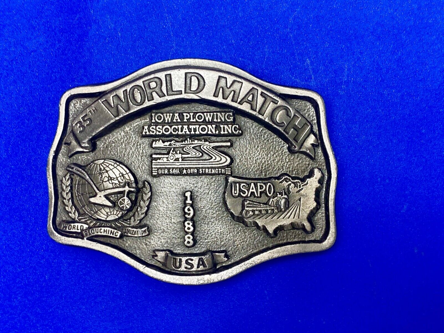 USA Plowing Organization IOWA USAPO  world match 1988 commemorative belt buckle