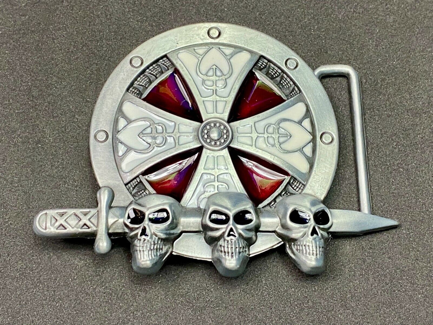 Three skulls through sword with celtic Iron Cross belt buckle