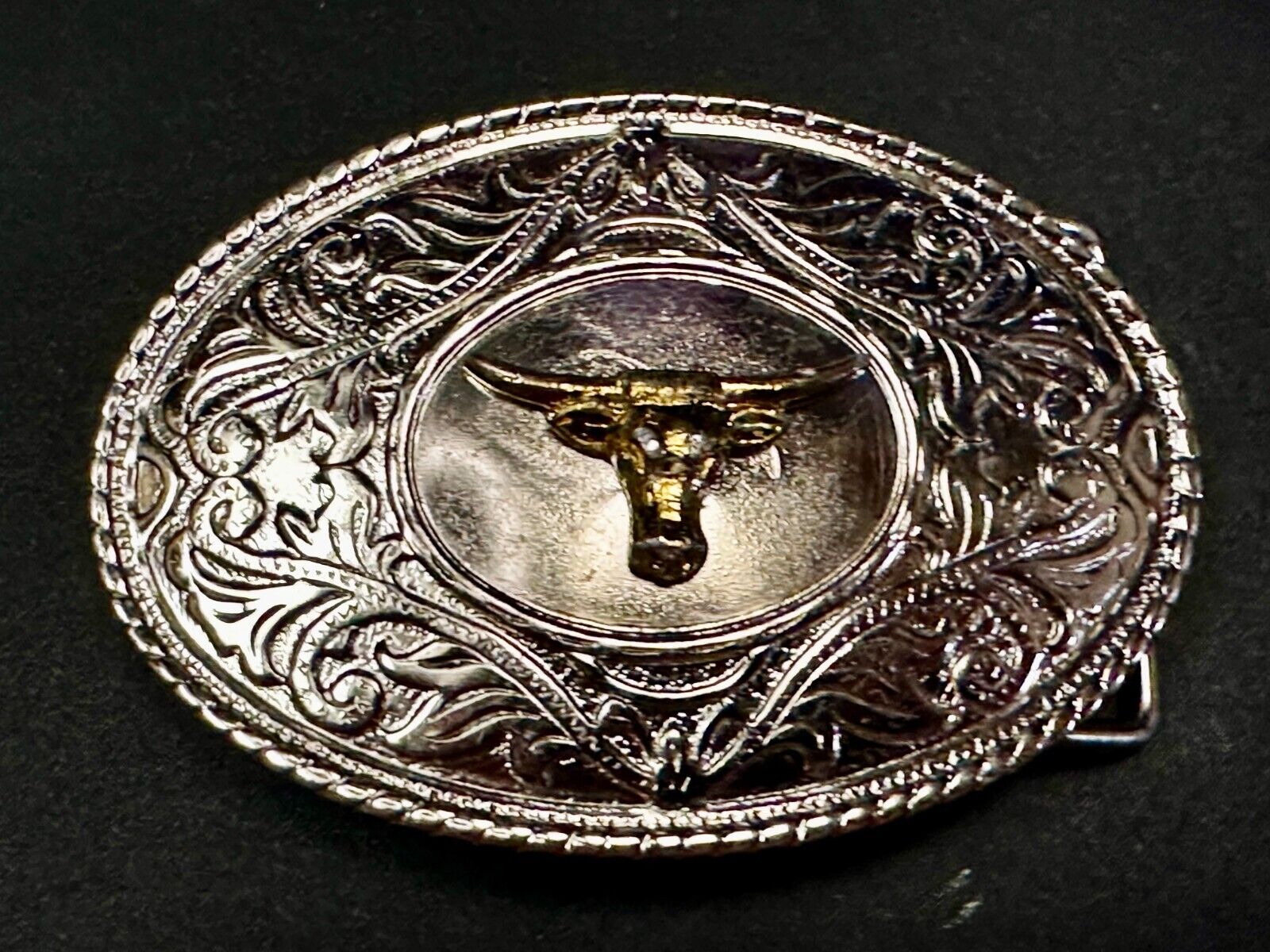 Texas Longhorn Vintage Ornate Cowboys Cowgirls Western Two Tone Belt Buckle
