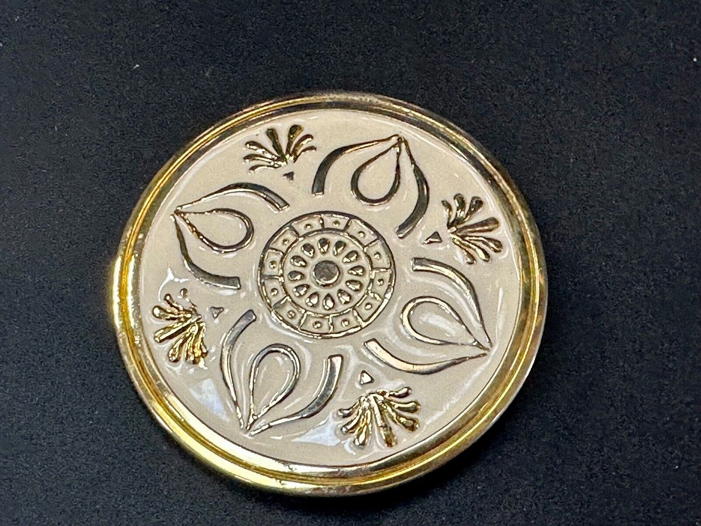 Vintage Gold tone Round Motion East belt buckle / Scarf Slide