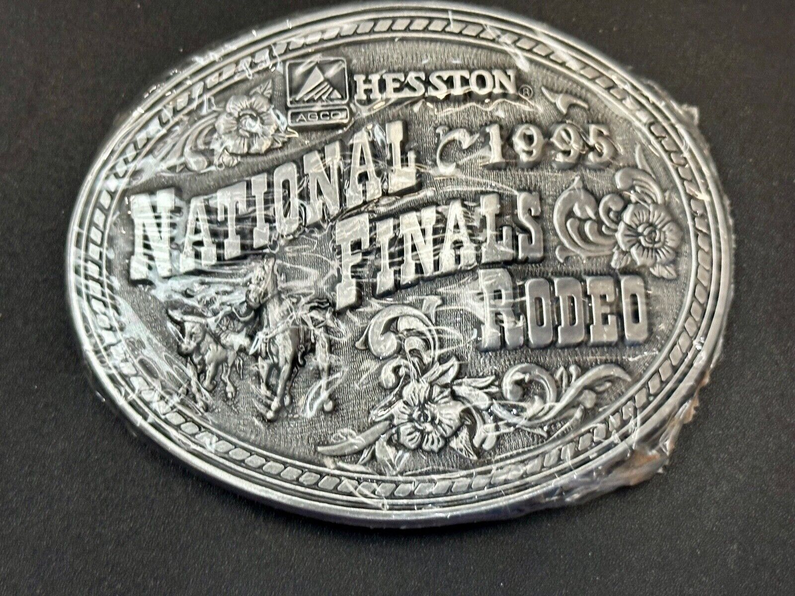 1995 Hesston National Finals Rodeo NFR Collector Award Design Medals Belt Buckle
