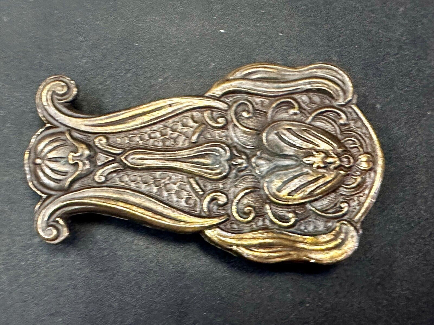 Antique Art Nouveau Ornate Floral Theme Vintage Bergamot Belt Buckle BBW  F-72