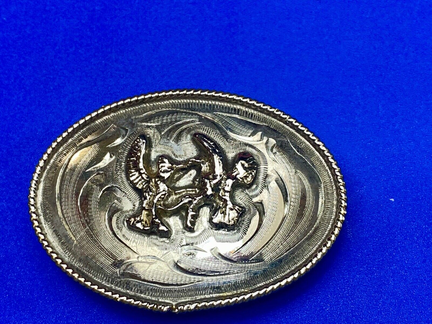 Vintage Fighting Hunting Birds?  Pre loved two tone western belt buckle  Repair