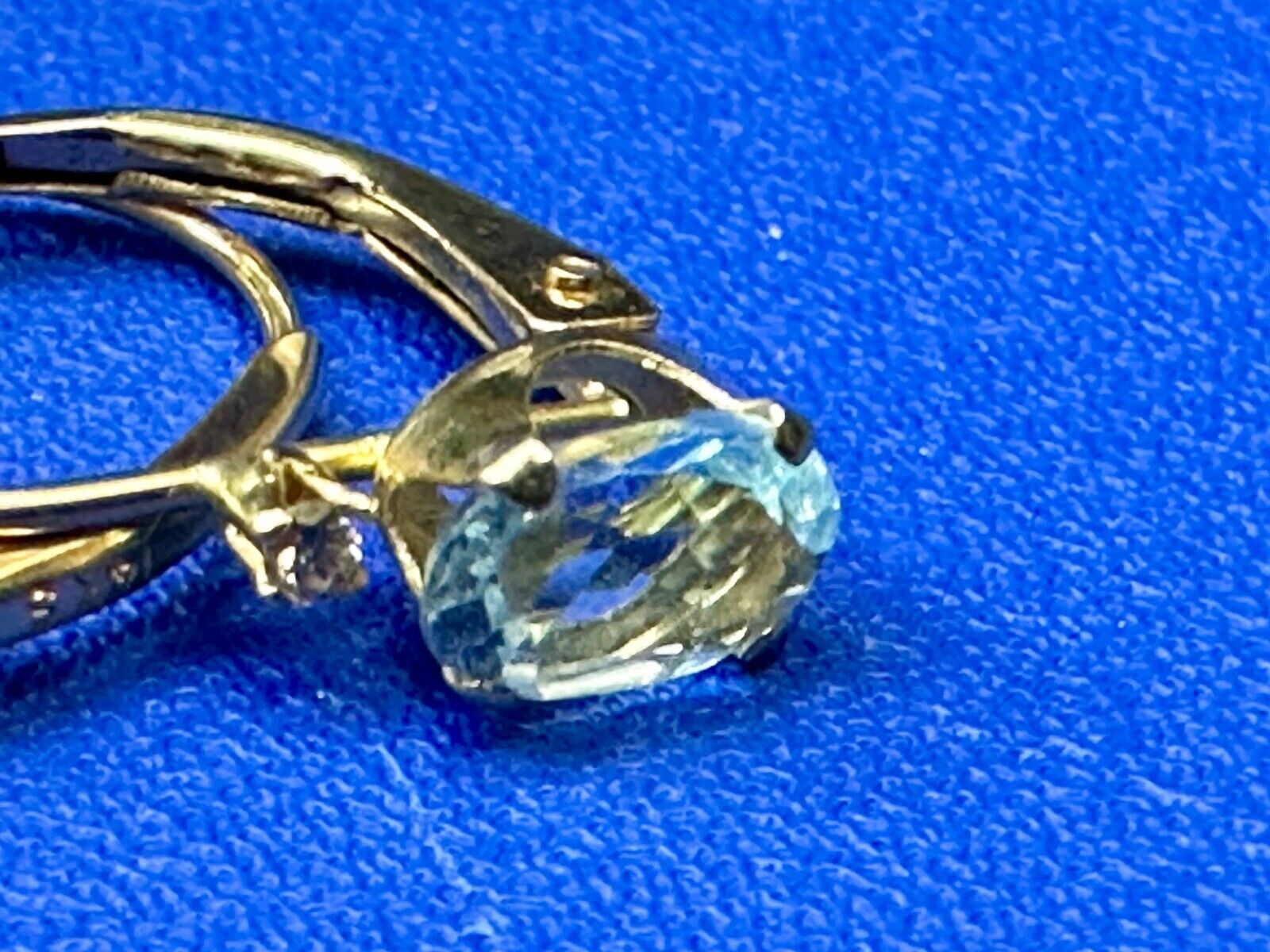Vintage 14K Gold Ice Blue Topaz Earrings