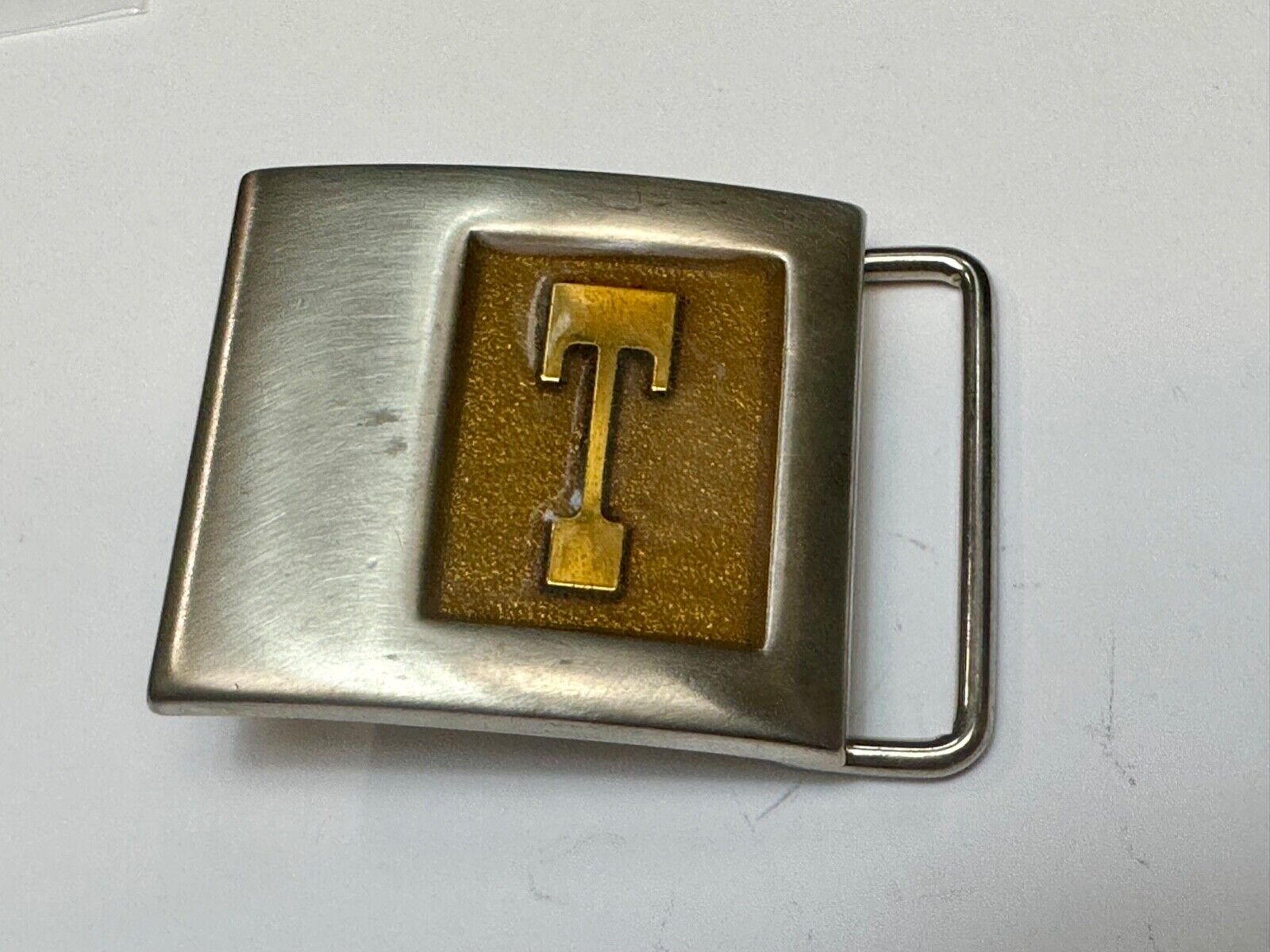 Vintage  Lee N.Y. U.S.A. belt buckle Initial letter" T " accessory monogram