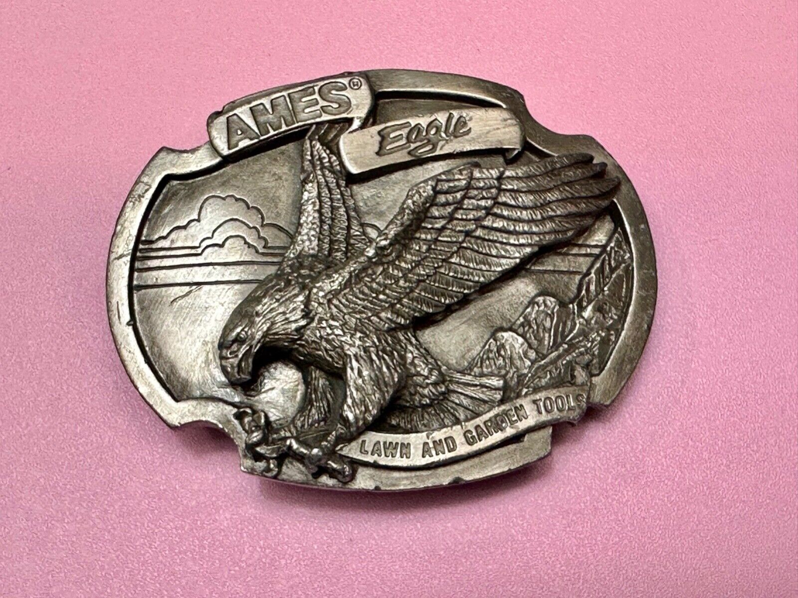 AMES TOOLS Vintage 1987 Belt Buckle - EAGLE - Lawn and garden tools