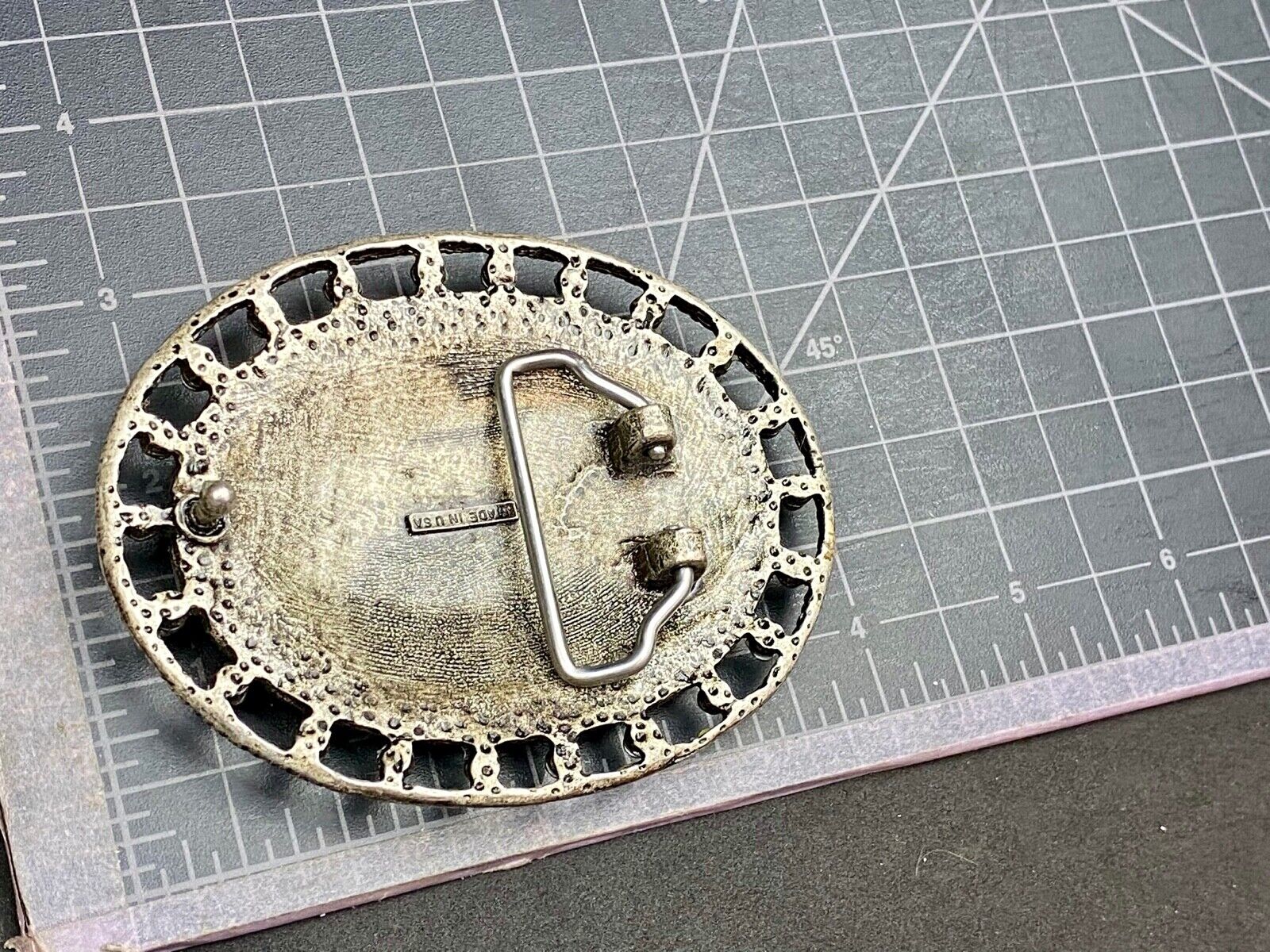 USA made rattle snake skin in rhinestone surround belt buckle 