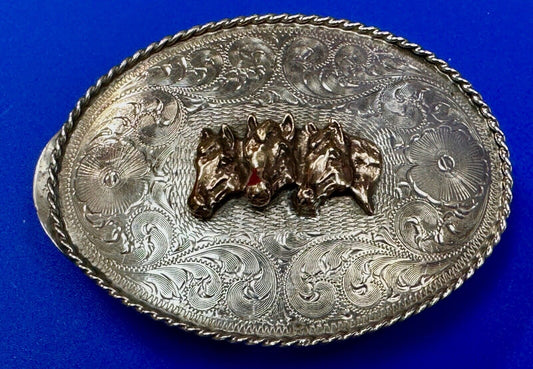 Beautiful 3  horse heads  vintage Justing Brand Hand engraved ornate belt buckle