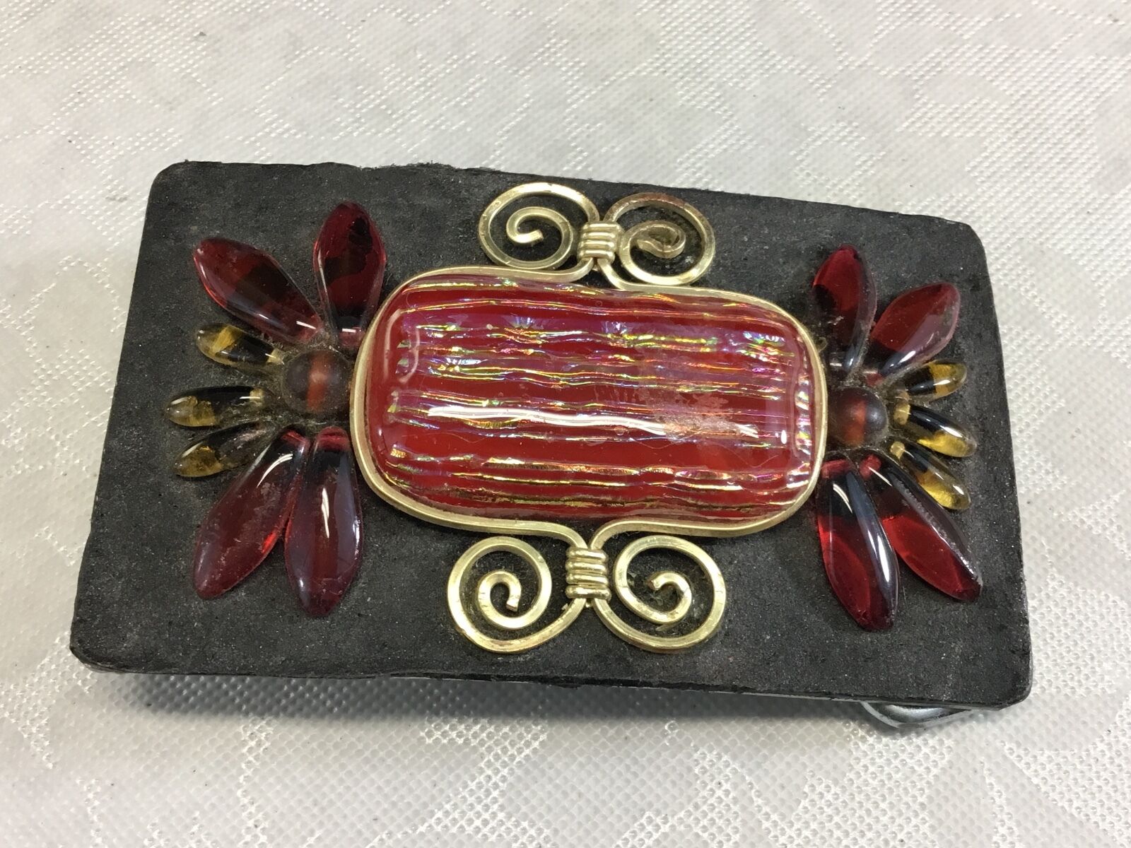 Beautiful art artisan "orana design" red drip!  belt buckle - amazing detail 