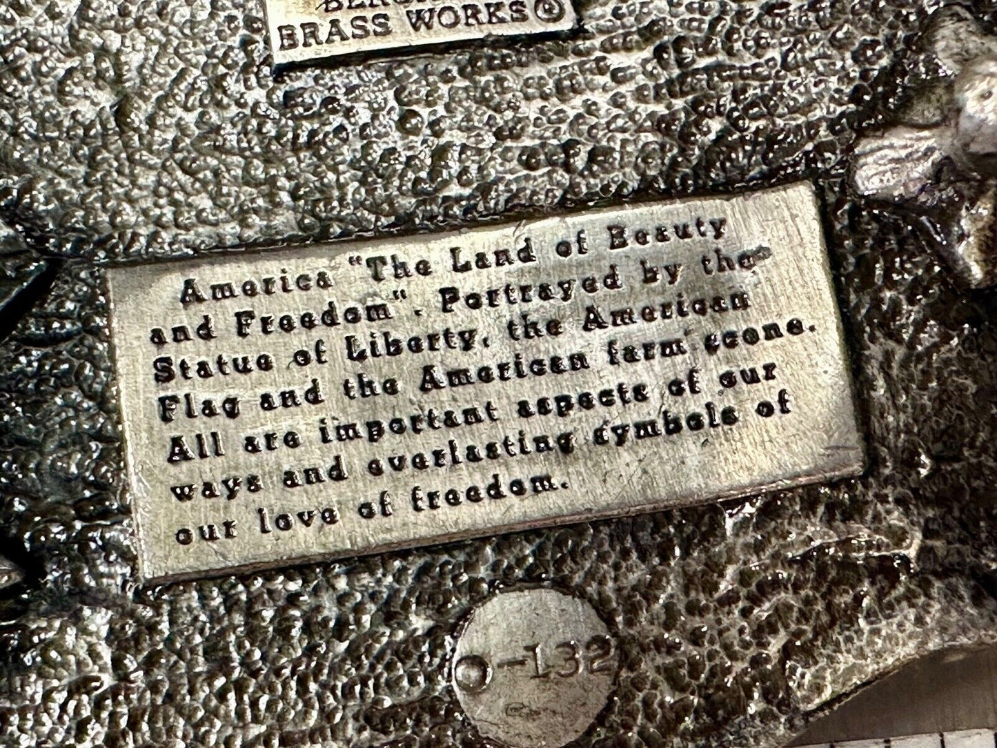 America the beautiful Patriotic United States Vintage 1983 Bergamot belt buckle