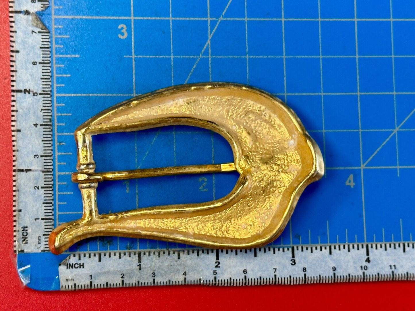 Victorian vibe - vintage gold tone replacement belt buckle